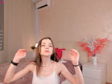 webcam girl keylalong image #4151263