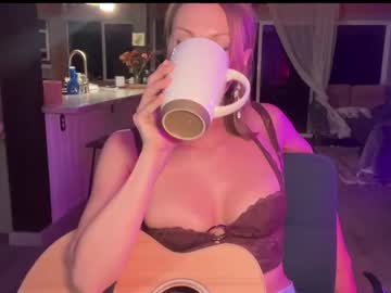 webcam girl kaileeshy image #7942846