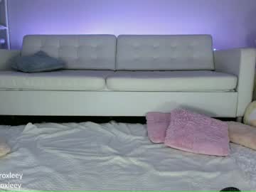 webcam girl roxy_blue_eyed_ image #236476