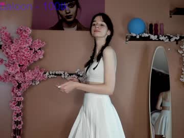 webcam girl emmi_sunshine image #4967472