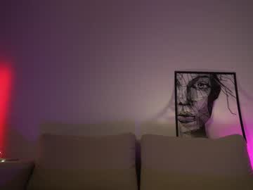 webcam girl lucie_beltran image #3836605