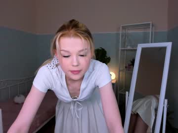 webcam girl not_fake image #4388455