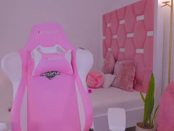 webcam girl nicolle_mitchelle image #7965536