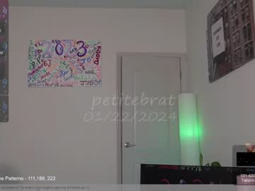 webcam girl petitebrat image #6185351