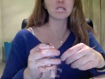 webcam girl girlwiththelotustattoo image #1425971