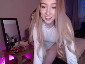 webcam girl gudeeetama image #255709
