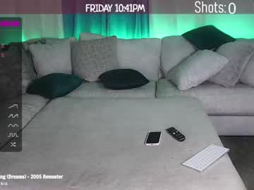 webcam girl milavalentinax image #2725633