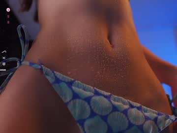 webcam girl lucie_beltran image #8260799