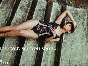 webcam girl lucia_ferri image #2023653