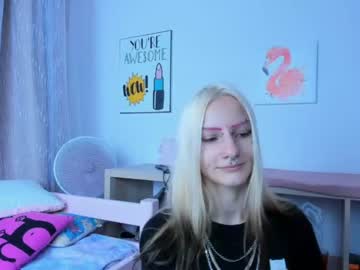 webcam girl erika__lodge image #2241828
