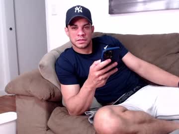 webcam man new_york_guy518 image #1584527