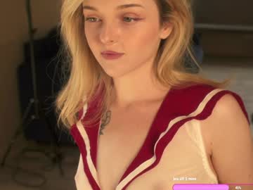webcam girl lucydelovely image #7775470