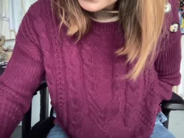 webcam girl eatmypie69 image #6446813