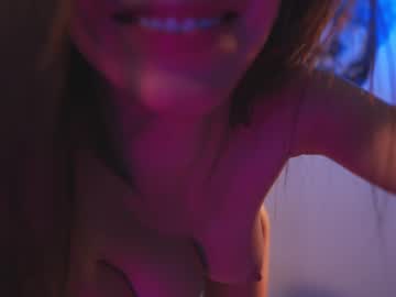 webcam girl lucie_beltran image #6979810