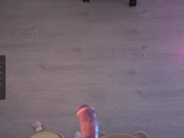webcam girl lau__1 image #7109361
