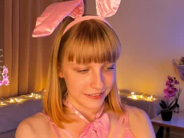 webcam girl moiraashmore image #8304885