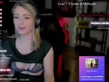 webcam girl kimilee22 image #4448496