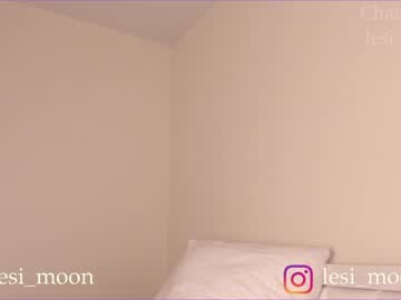 webcam girl lesi_moon image #5684724