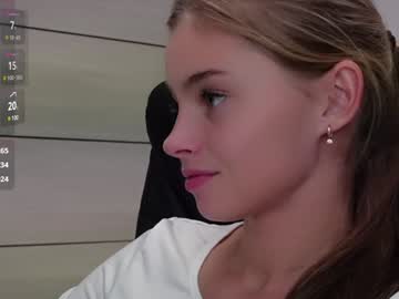 webcam girl abby_laker image #8403397
