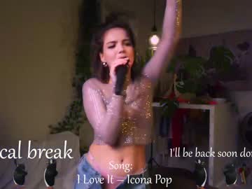 webcam couple emiliacourtney image #7055944