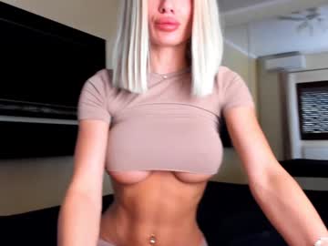 webcam girl ingridblondy94 image #7284834