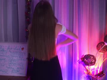 webcam girl little_animal image #5681290
