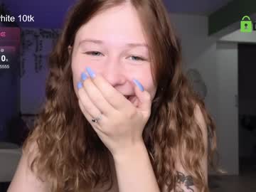 webcam girl lottie_shine image #7696410