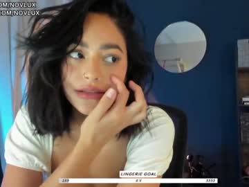 webcam girl n_o_v_a image #745346