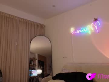 webcam girl maxine_8 image #5137359