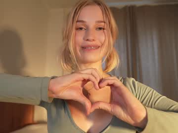 webcam girl kira_censori image #7834263