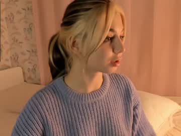 webcam girl unicorngirls image #1828398
