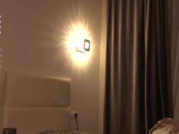 webcam girl golden_alinee image #6746312