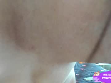 webcam girl violetttflowers image #3189487
