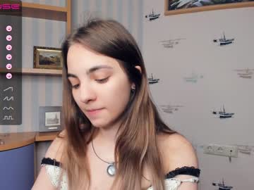webcam girl shy_media image #4440774