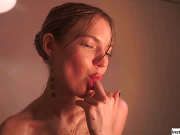 webcam girl shiningstarrr image #8764080