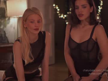webcam girl _2strangers image #5806621