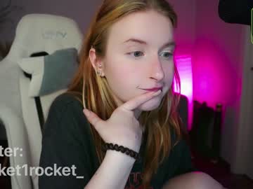 webcam girl pocketrocket_ image #1784429