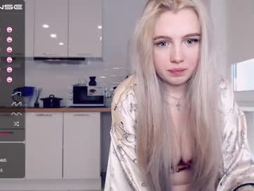 webcam girl small_blondee image #861608