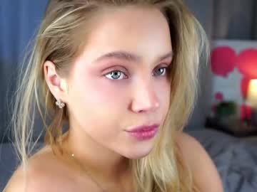 webcam girl lipswithsmileonthem image #9485412