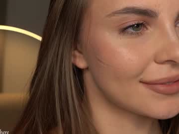 webcam girl kalisa_pearl image #7722665