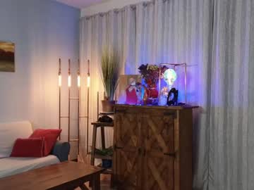 webcam girl kitty_mya69 image #5764313