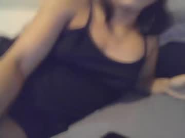 webcam girl karebearxx image #4833301
