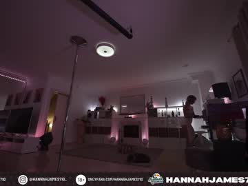 webcam girl hannahjames710 image #3207179