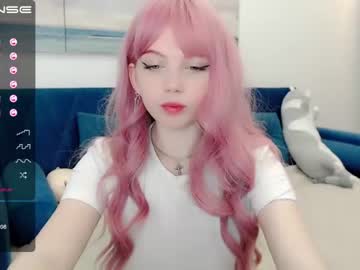 webcam girl small_blondee image #1050643