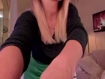 webcam girl sweet__sugar image #2981413