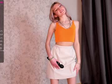 webcam girl princess_hug image #3526889