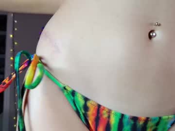 webcam girl lilfknsquirt image #9548206