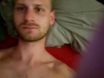 webcam man nippllecken image #4594689