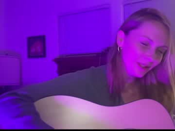 webcam girl kaileeshy image #1040253