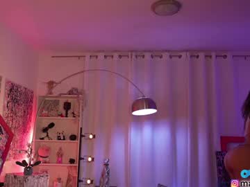 webcam girl informal_ image #8619092
